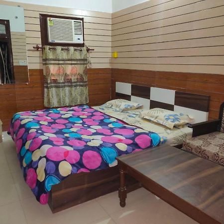 Arjun Guest House ปะทานโกต ภายนอก รูปภาพ