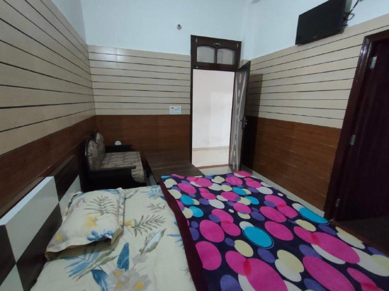 Arjun Guest House ปะทานโกต ภายนอก รูปภาพ