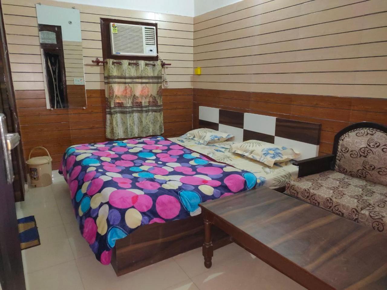 Arjun Guest House ปะทานโกต ภายนอก รูปภาพ