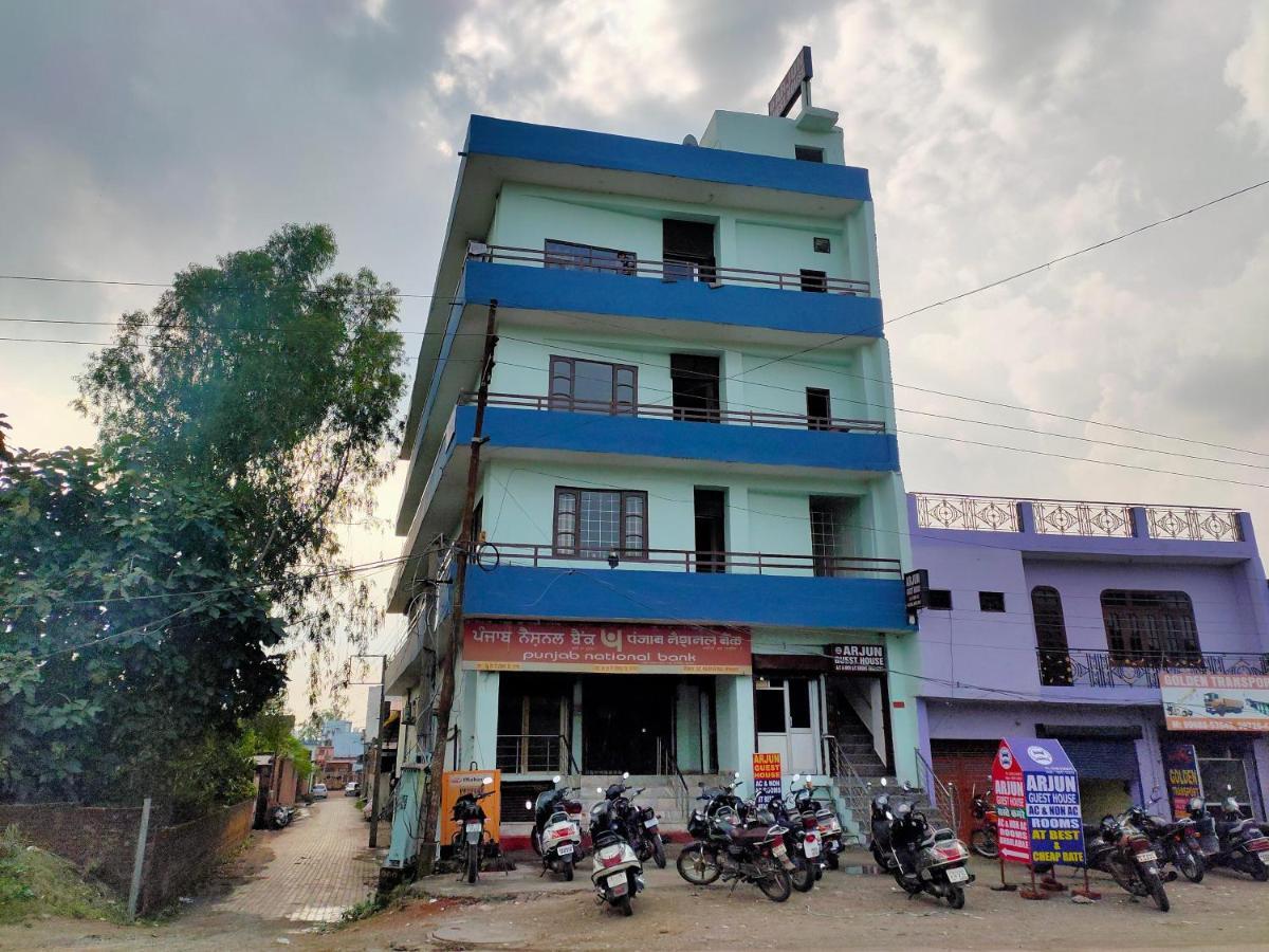 Arjun Guest House ปะทานโกต ภายนอก รูปภาพ