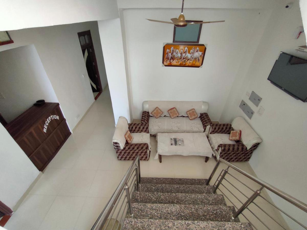Arjun Guest House ปะทานโกต ภายนอก รูปภาพ