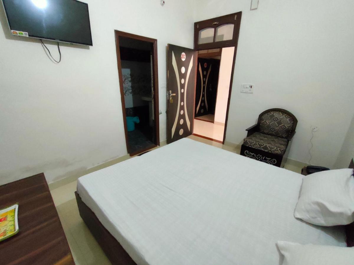 Arjun Guest House ปะทานโกต ภายนอก รูปภาพ